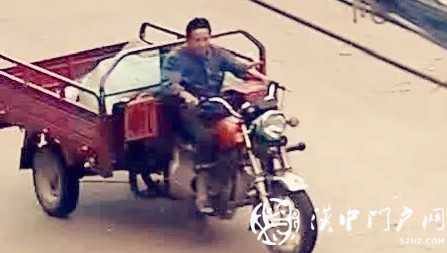 漢中一男子駕駛?cè)喣ν熊囌厥绿右荩∨e報有獎！