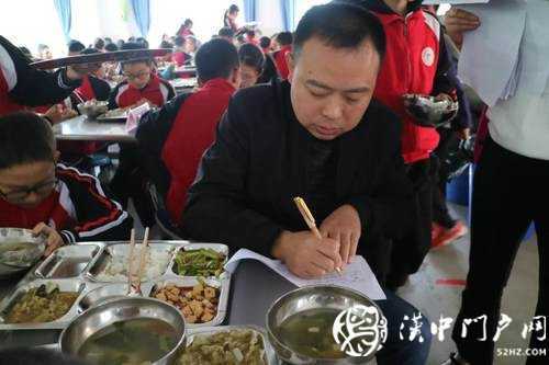沒時間接孩子放學？略陽這所學校幫你“課后帶娃”
