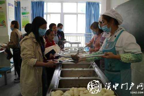 沒時間接孩子放學？略陽這所學校幫你“課后帶娃”