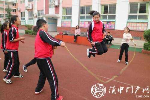 沒時間接孩子放學？略陽這所學校幫你“課后帶娃”