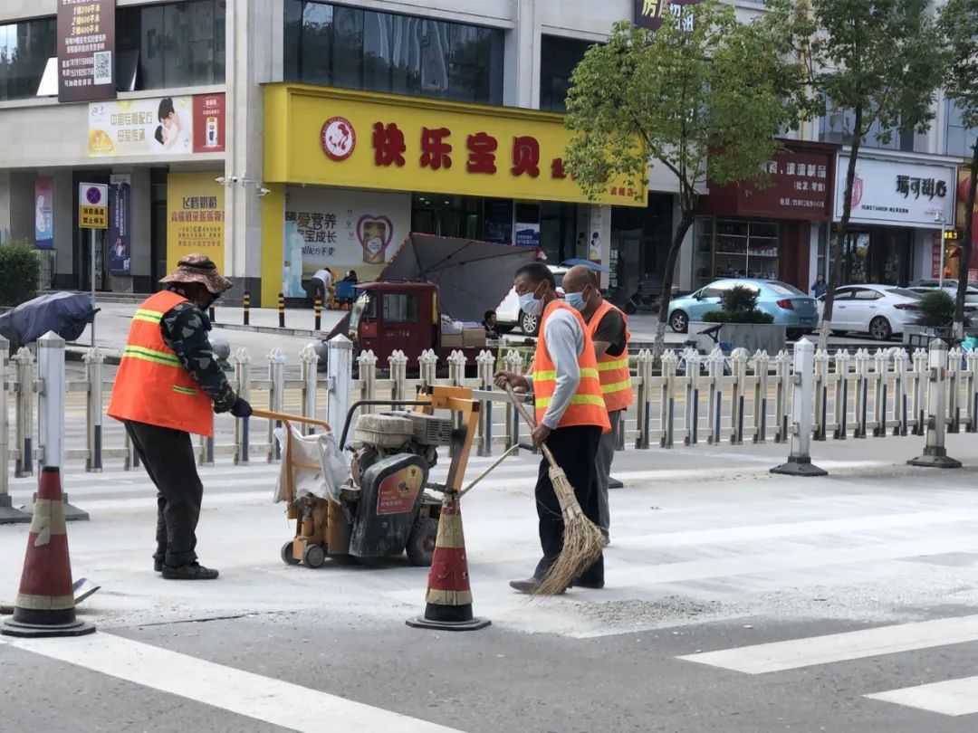 堵！堵！堵！雨天晴天都堵車，這里咋回事？