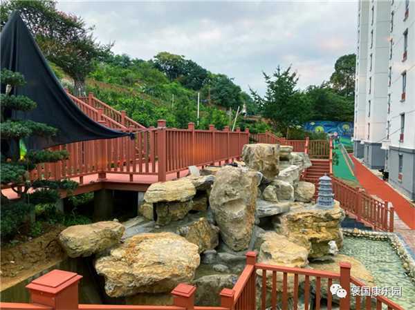 情濃重陽 老少同樂——褒國(guó)康樂園重陽演唱會(huì)”在褒國(guó)古鎮(zhèn)舉行