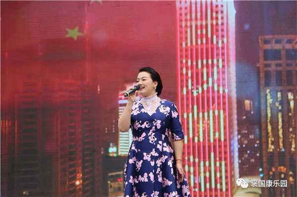 情濃重陽 老少同樂——褒國(guó)康樂園重陽演唱會(huì)”在褒國(guó)古鎮(zhèn)舉行