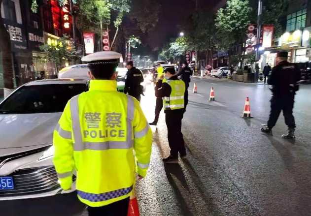 西鄉公安集中清查城區娛樂場所！