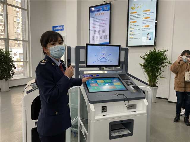 【新春走基層】漢中市政務服務中心大廳共受理事項67.81萬件、辦結67.68萬件