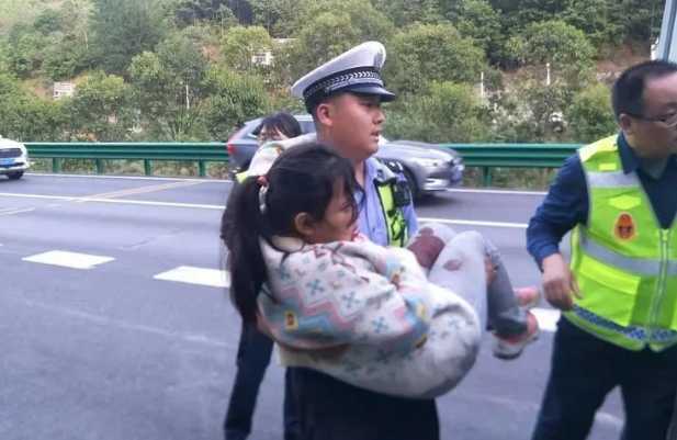 “五一”不放假，漢中交警用實際行動讓溫暖在節(jié)日里傳遞！