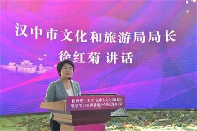簽約儀式3.jpg