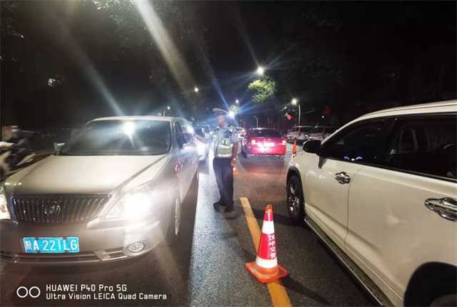 68小時堅守！漢中交警大隊圓滿完成國慶假期道路交通安保任務"